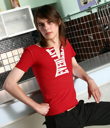 Matthew alone in the kitchen gay porn 61ce563797400.jpg