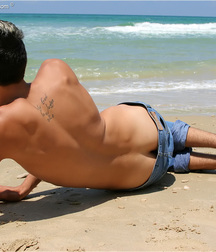 Beachboy Leon gay porn 61ce58f8c9181.jpg