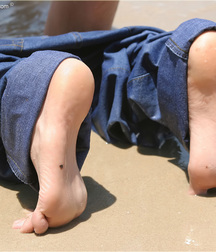 Beachboy Leon gay porn 61ce59251af6d.jpg