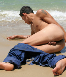 Beachboy Leon gay porn 61ce59315f99e.jpg