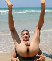 Beachboy Leon gay porn 61ce5a091d328.jpg