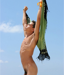 Beachboy Leon gay porn 61ce5a5a04911.jpg