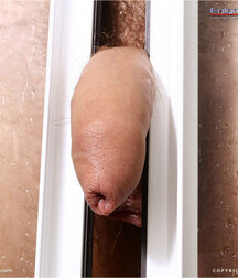 Model Mike stiff in shower and bed gay porn 61d0bac9ebed7.jpg