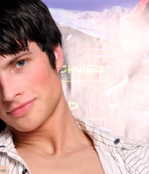 hot Nils Stripshow gay porn 61d20dd89b2a9.jpg