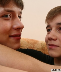 Aaron and Kane on Couch gay porn 61d5da72f03e9.jpg