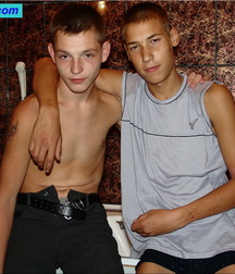 Andy and Kirk´s shower Show gay porn