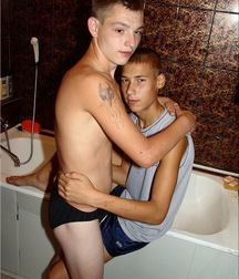 Andy and Kirk´s shower Show gay porn 61d5e16fa0869.jpg