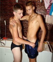 Andy and Kirk´s shower Show gay porn 61d5e193496c3.jpg