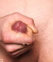 Clubboy Bjoern great cumshot gay porn 61da08033e1d8.jpg