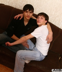 Sexy Bond and Mario on Couch gay porn 61da21ebe49ba.jpg