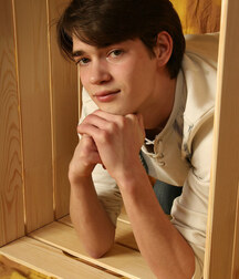 Felix on the box porn 61f31665be35b.jpg