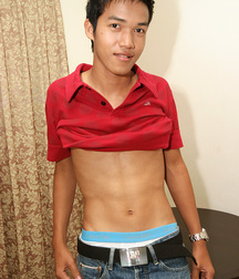 Gayboy Nok cumshow porn 620411000bc0c.jpg