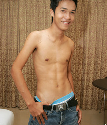 Gayboy Nok cumshow porn 62041111802af.jpg