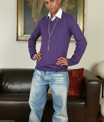 Latimo Twink Aladin at home gay porn 621164e1cc525.jpg