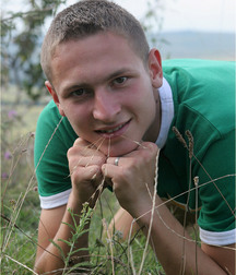 Twink Lucas outdoor wank gay porn 6211794563f3e.jpg