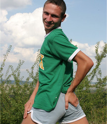 Twink Lucas outdoor wank gay porn 621179599ee22.jpg