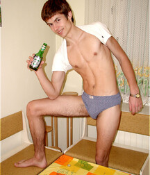 Albert naked at home Gay Porn 62f4691a2af6a.jpg