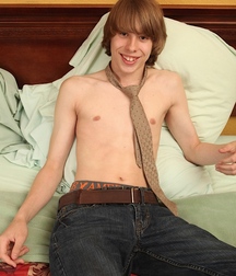 Boy Jade solo Gay Porn Teens 62f563e7e4747.jpg