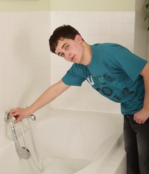 Adam take a bath solo Gay Porn 62ff8883e567b.jpg