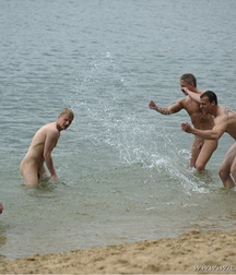 Gay-Wankparty Nude Twink Guys 630aadaa52c1d.jpg