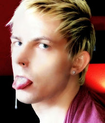 Alec Mikaelson 5b5bc00121f86.jpg