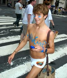 Hot Boys 5 5dbdbffc303ac.jpg