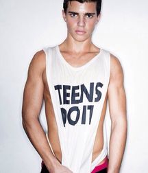 Hot Boys 5 5dbdc018ec265.jpg