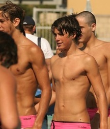 Hot Boys 5 5dbdc05d27477.jpg