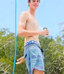 Hot Boys 5 5dbdc0915d178.jpg