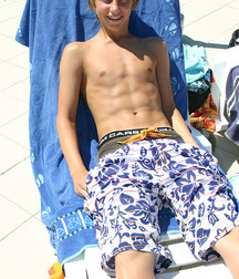 Hot Boys 5 5dbdc0ae757c7.jpg