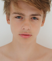 Hot Boys 5 5dbdc0e75e803.jpg