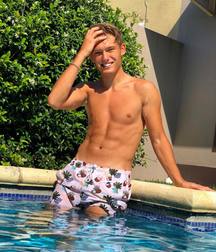 InstaBoys 5dc5baee8f3be.jpg