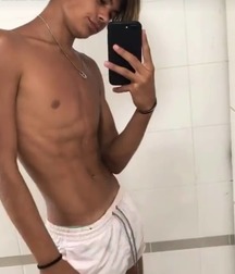 InstaBoys 5dc5bb129d683.jpg