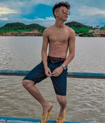 InstaBoys 5dc5bb8029f0b.jpg