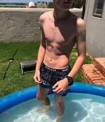 More InstaBoys 5dc5c10672763.jpg