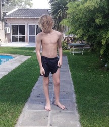 More InstaBoys 5dc5c12411090.jpg