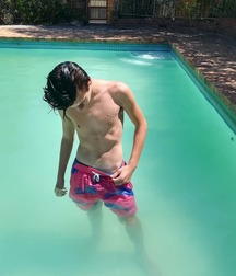 More InstaBoys 5dc5c14147039.jpg