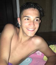 More InstaBoys 5dc5c16492513.jpg