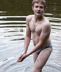 More InstaBoys 5dc5c1fe441be.jpg