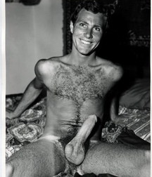 Vintage Gay 01 5b5e508f41ed9.jpg