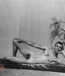 Vintage Gay 01 5b5e51b31e1b7.jpg