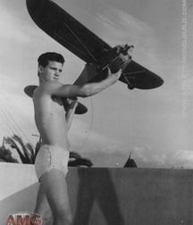 Vintage Gay 01 5b5e51f40ae51.jpg