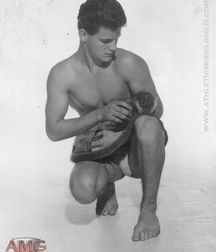 Vintage Gay 01 5b5e51f8756ed.jpg