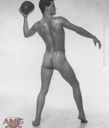 Vintage Gay 01 5b5e51fa64c1b.jpg