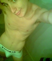 amateur zach 5b65f04c26f28.jpg