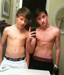iphone bois 2 5b8167f1e02ac.jpg