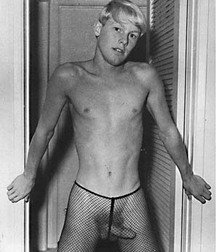 vintage blond Rex 5d3e0712649d4.jpg