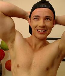 Assorted guys from web 08 5dfbe6ed2c401.jpg