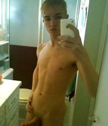 Assorted guys from web 10 5dfe6047448bd.jpg