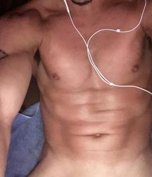 Assorted guys from web 10 5dfe605c9f58e.jpg